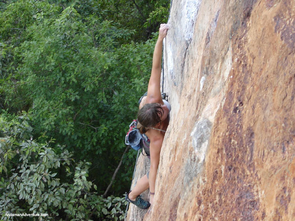 Rock climb Railay, near Ao Nang, Koh Lao Liang and Tonsai, Krabi, Thailand climbing