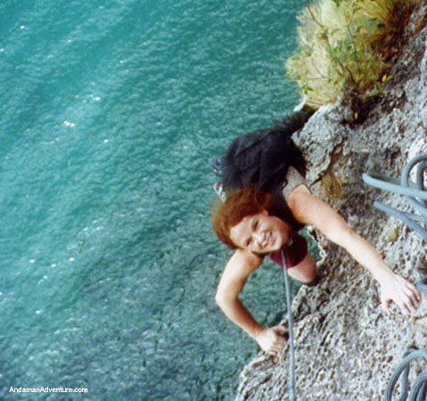 Rock climb Railay, near Ao Nang, Koh Lao Liang and Tonsai, Krabi, Thailand climbing